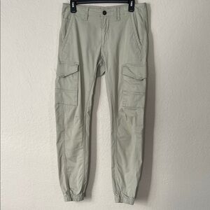 Like New! Jack & Jones Ace Loose Cargo Tapered Pants in Size W30L34